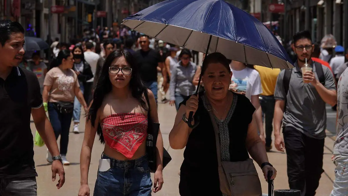 935991_Altas temperaturas tercera onda calor-1_web